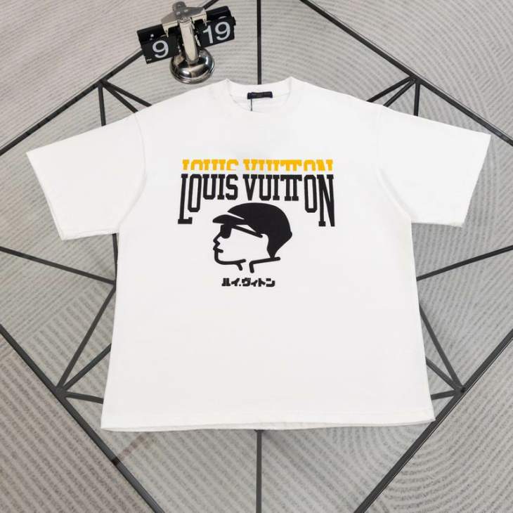 Picture of Louis Vuitton T Shirts Short _SKULVS-XLaatx307486